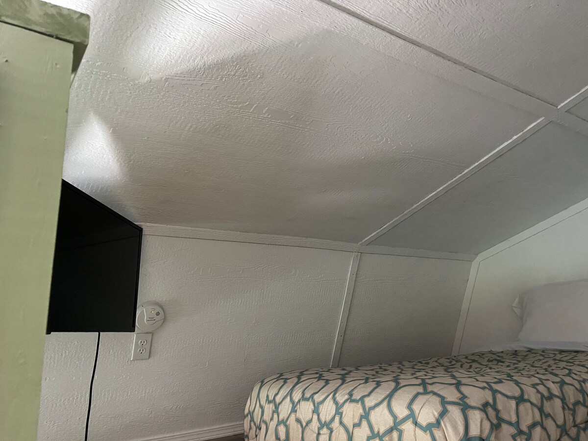 Loft bedroom.